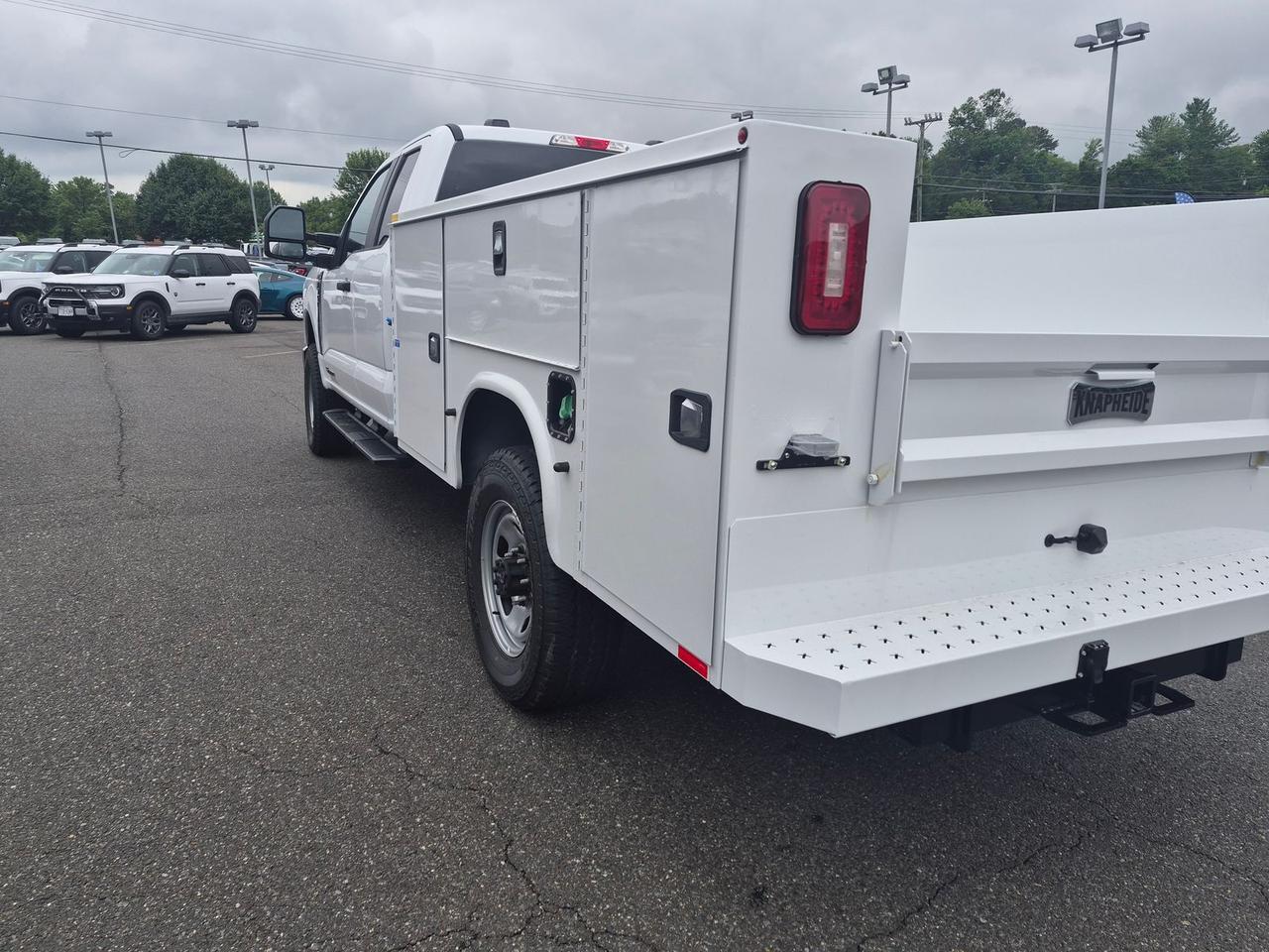2026 Ford F-350SD XL SERVICE BODY Warrenton VA
