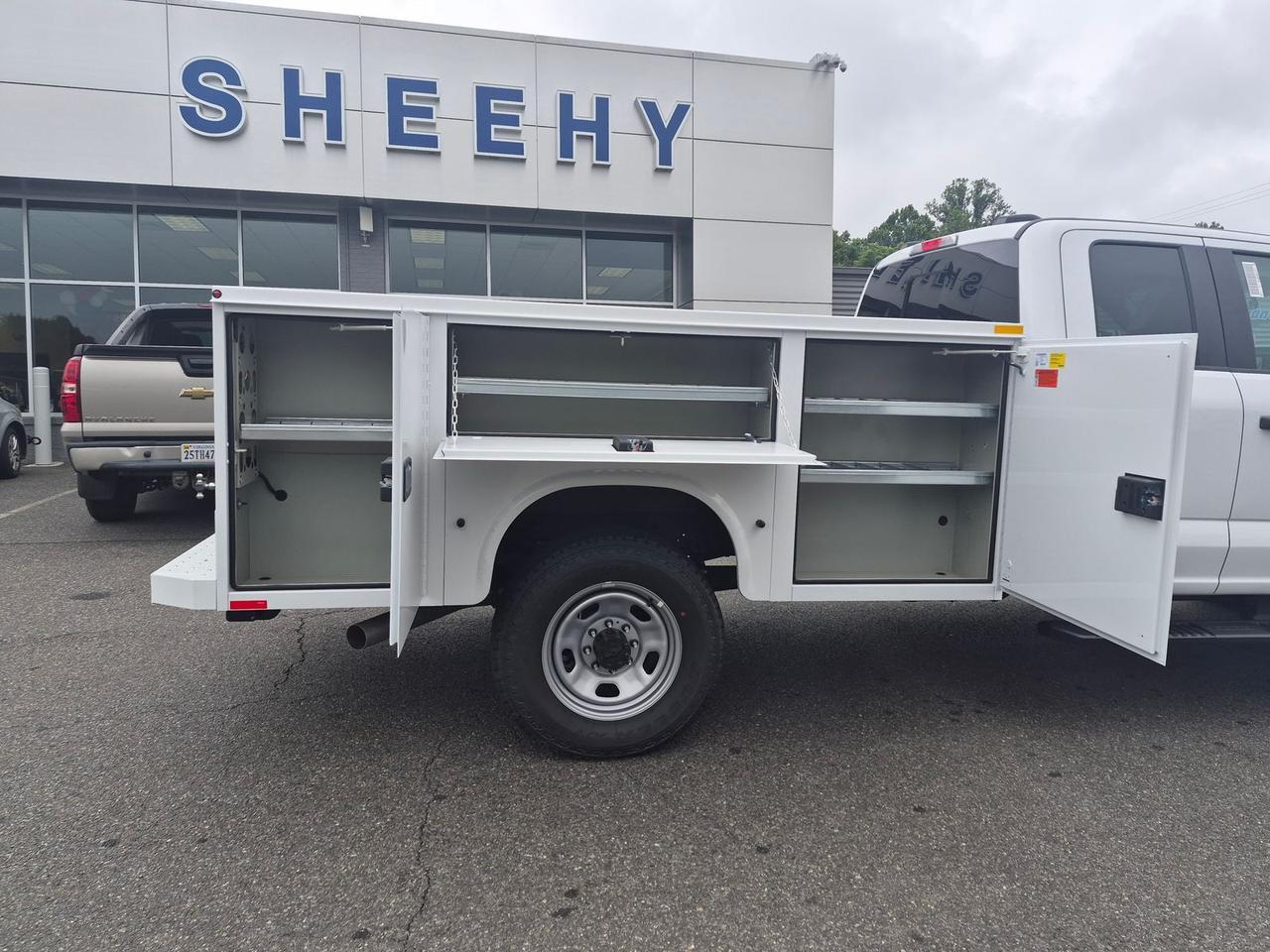 2026 Ford F-350SD XL SERVICE BODY Warrenton VA