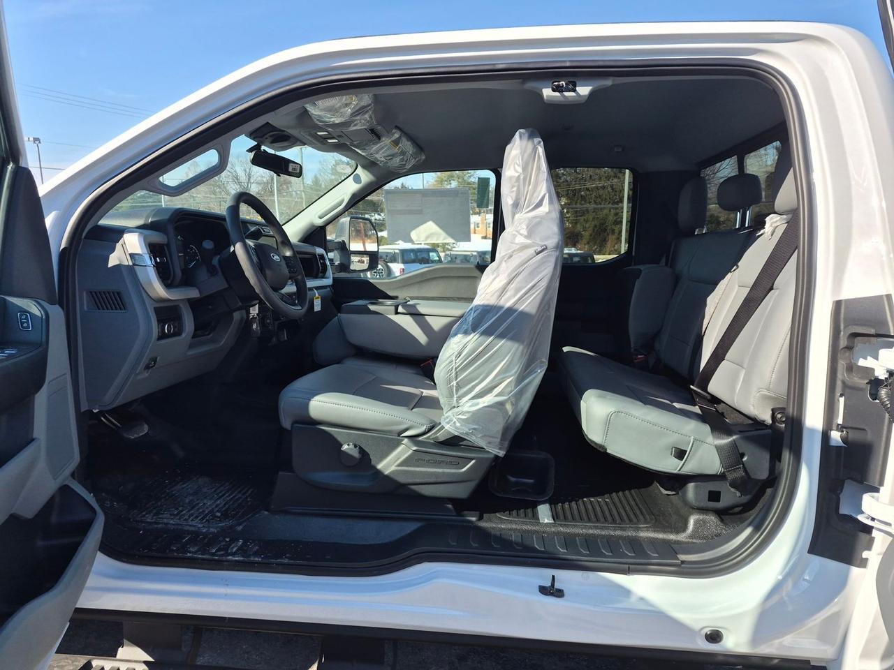 2026 Ford F-350SD XL SERVICE BODY Warrenton VA