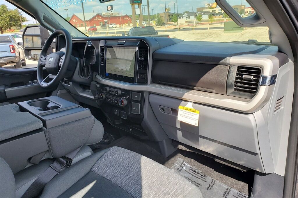 2026 Ford F-350SD XLT Hondo TX