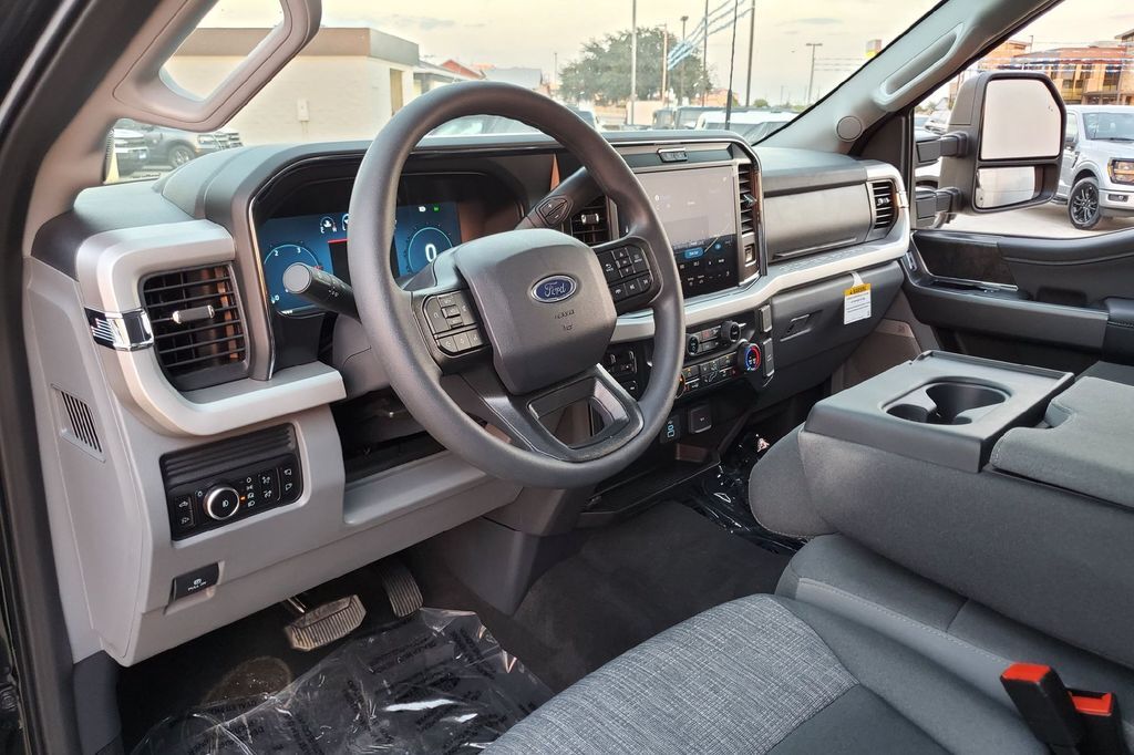 2026 Ford F-350SD XLT Hondo TX