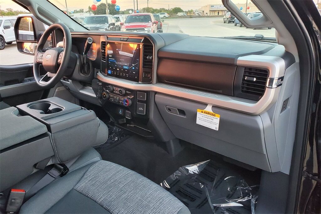 2026 Ford F-350SD XLT Hondo TX