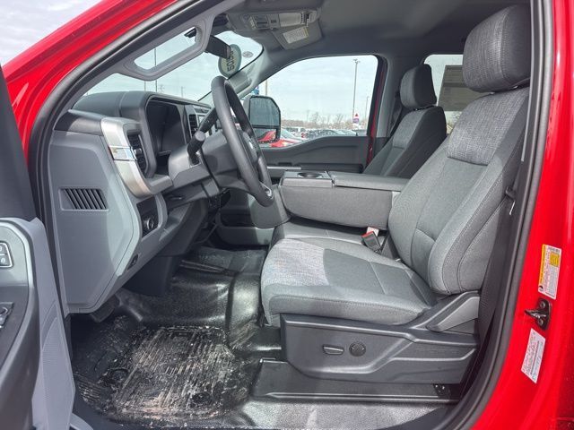 2026 Ford F-350SD XLT Random Lake WI