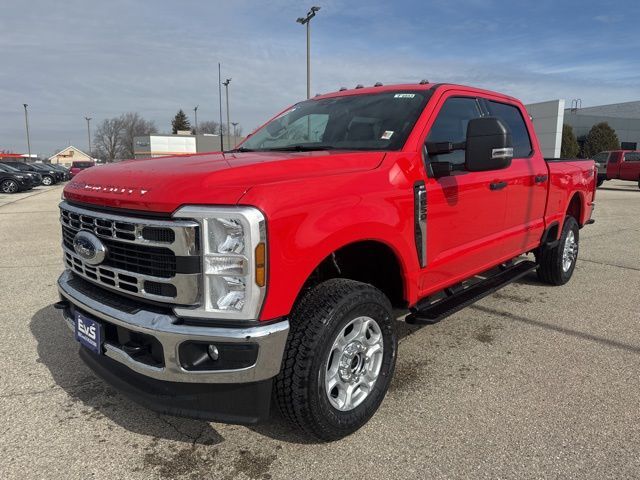 2026 Ford F-350SD XLT Random Lake WI