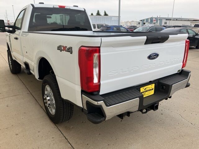 2026 Ford F-350SD XLT Watertown SD