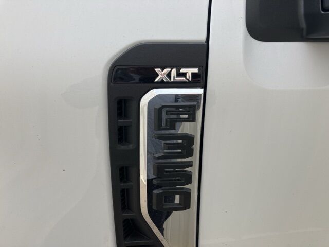 2026 Ford F-350SD XLT Watertown SD