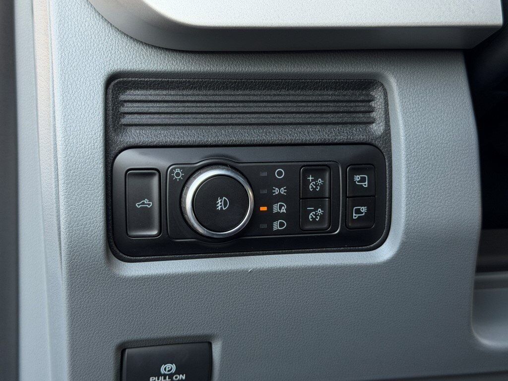 2026 Ford F-350SD XLT Springfield VA