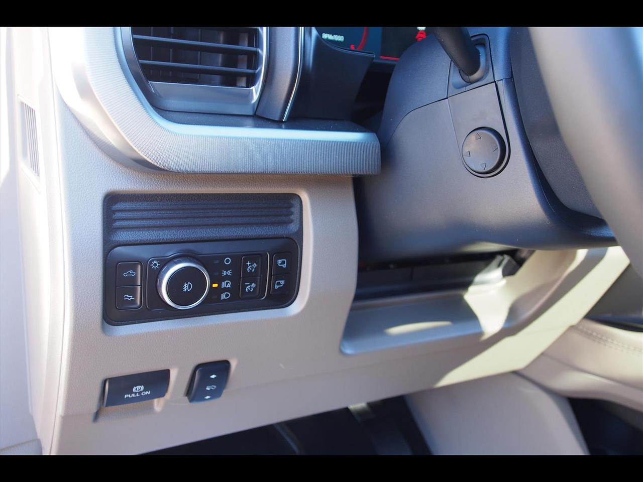 2026 Ford F-450 Super Duty Platinum