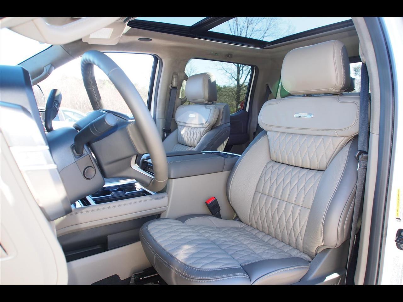 2026 Ford F-450 Super Duty Platinum