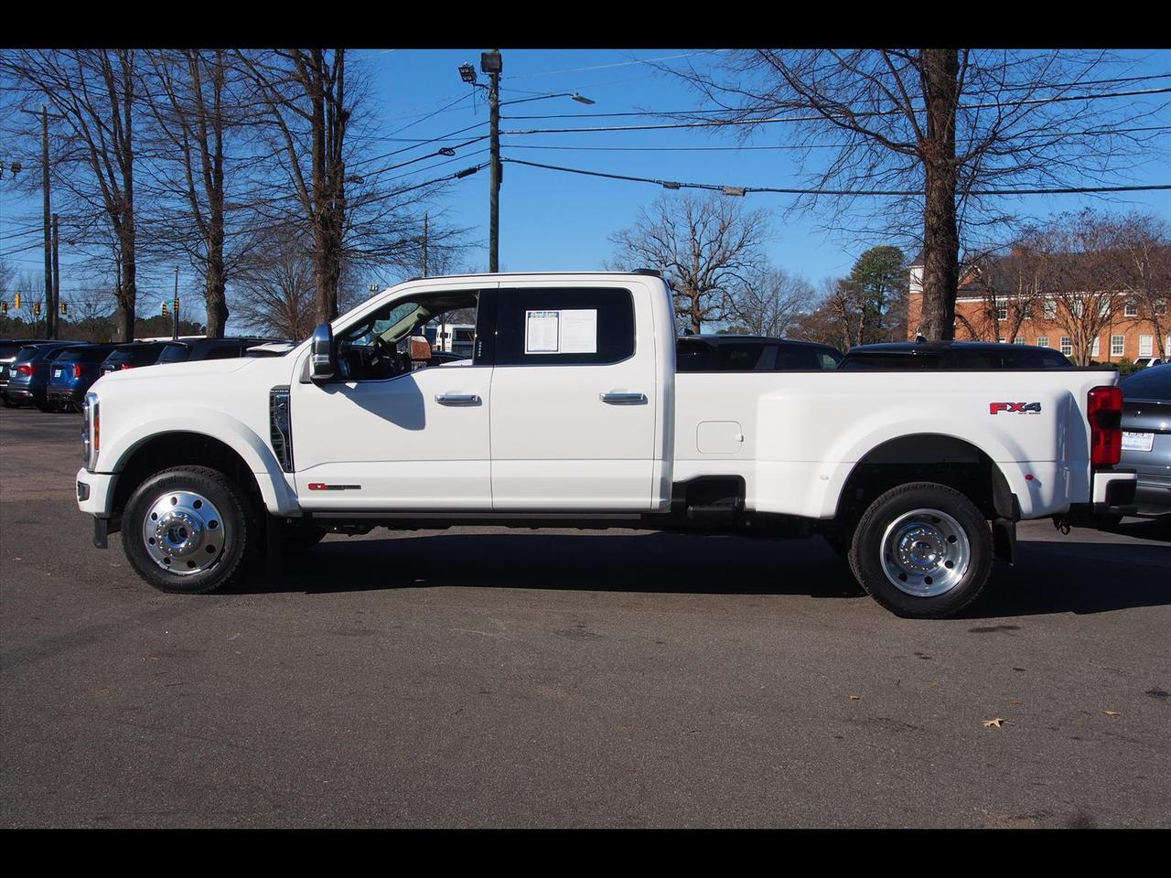 2026 Ford F-450 Super Duty Platinum