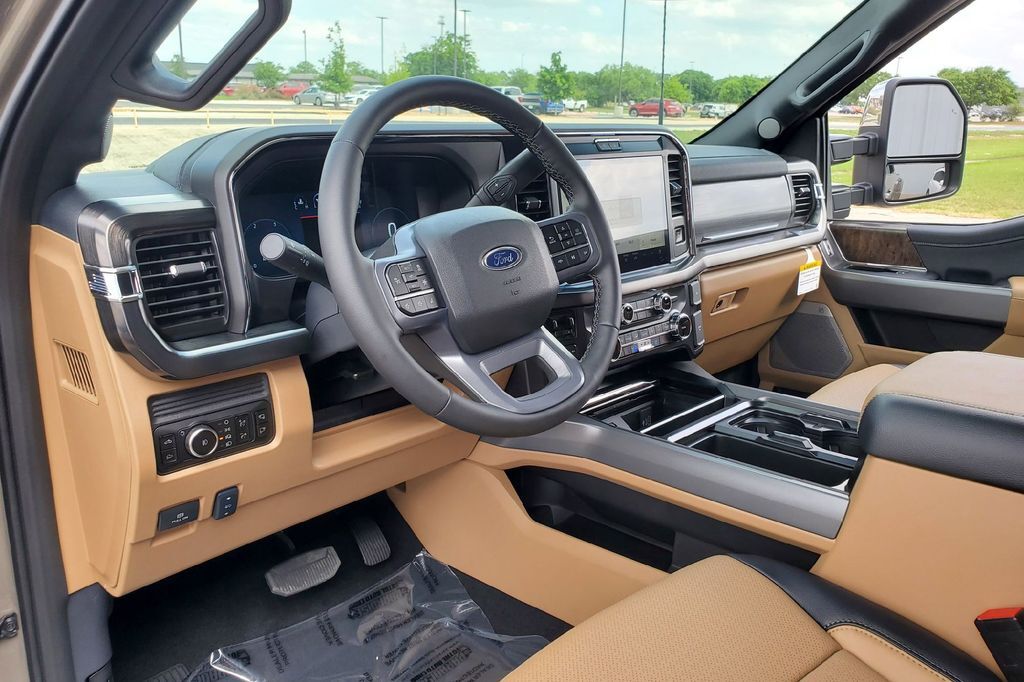 2026 Ford F-450SD Hondo TX