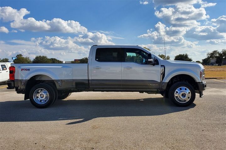 2026 Ford F-450SD King Ranch  TX