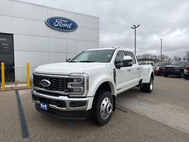 2026 Ford F-450SD King Ranch Random Lake WI