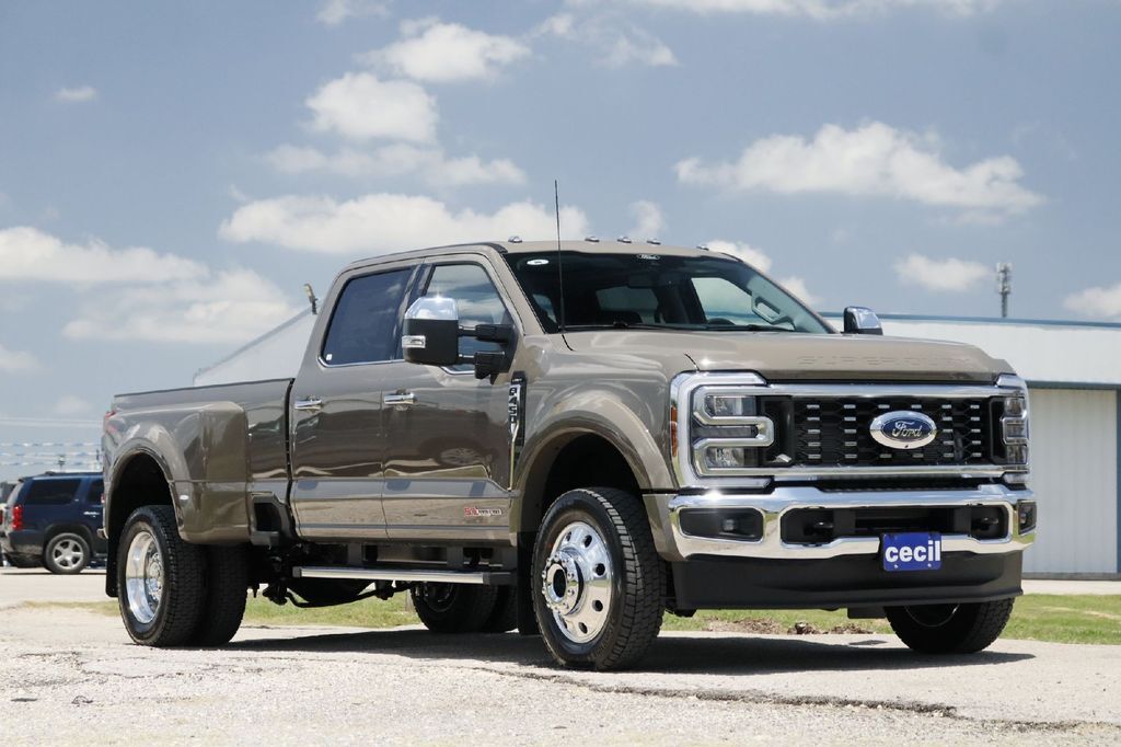 2026 Ford F-450SD Lariat