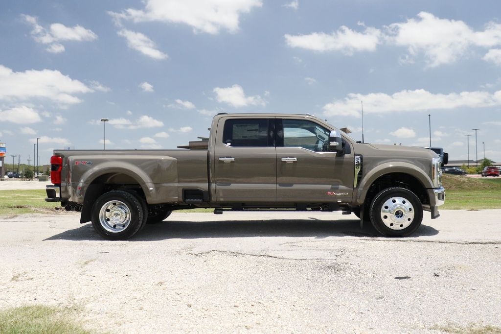 2026 Ford F-450SD Lariat Hondo TX