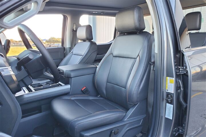 2026 Ford F-450SD Lariat TX 2026 Ford F-450SD Lariat TX