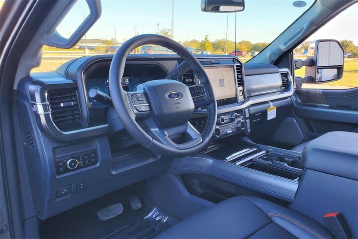 2026 Ford F-450SD Lariat TX 2026 Ford F-450SD Lariat TX