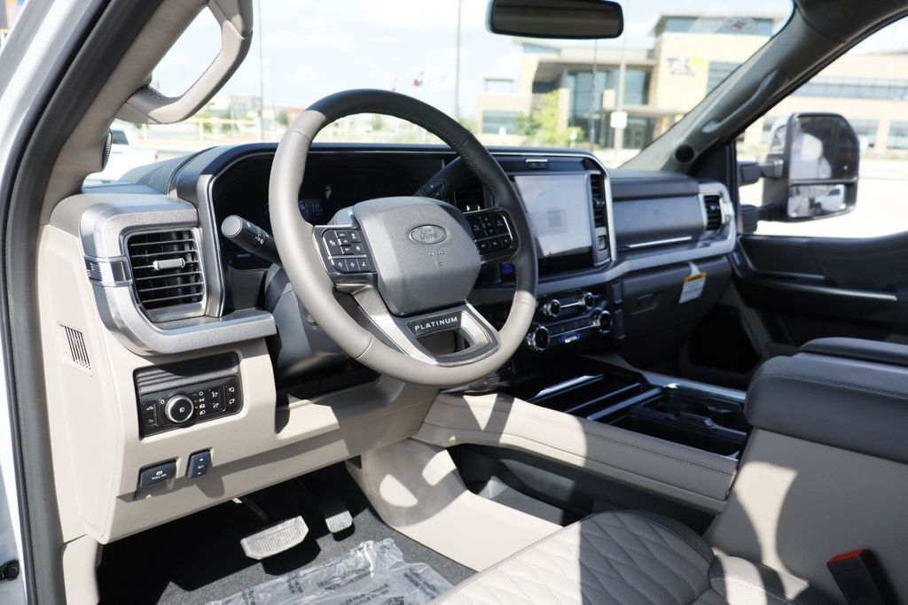 2026 Ford F-450SD Platinum Hondo TX