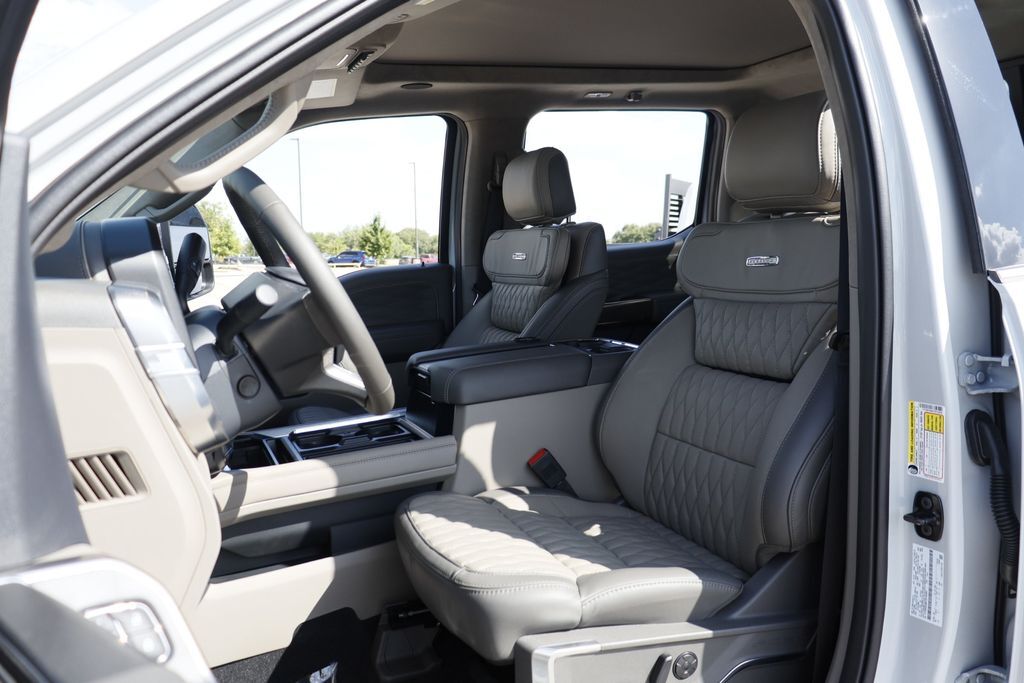2026 Ford F-450SD Platinum Hondo TX