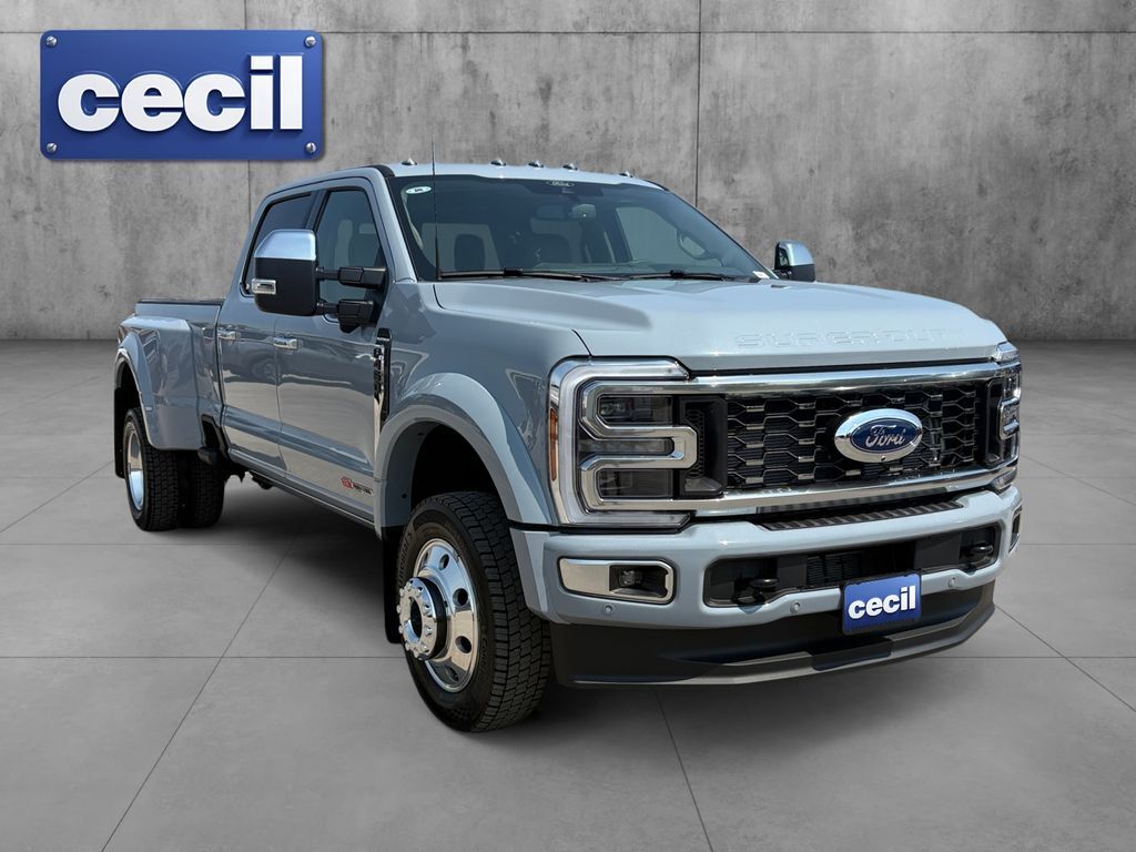 2026 Ford F-450SD Platinum