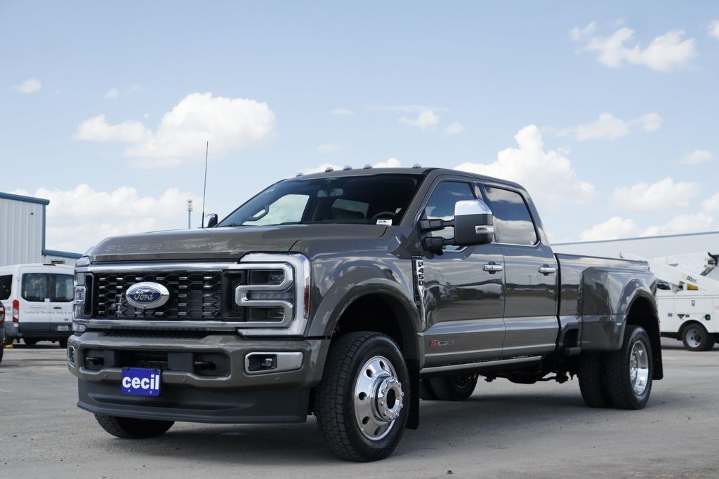 2026 Ford F-450SD Platinum Hondo TX