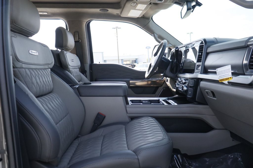 2026 Ford F-450SD Platinum Hondo TX