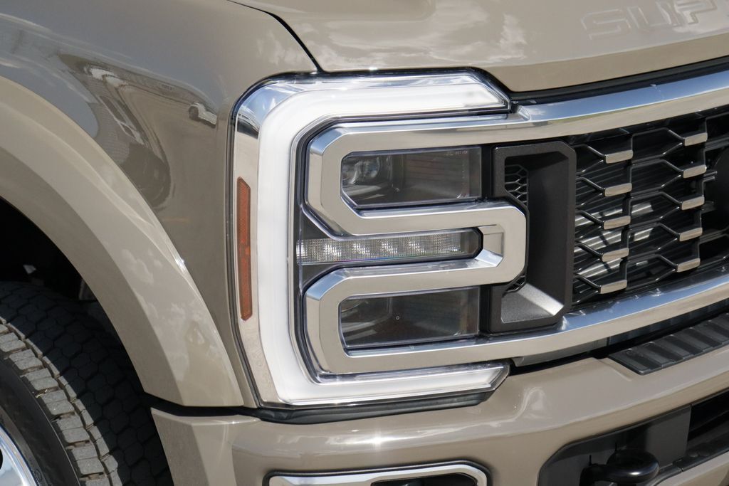 2026 Ford F-450SD Platinum Hondo TX