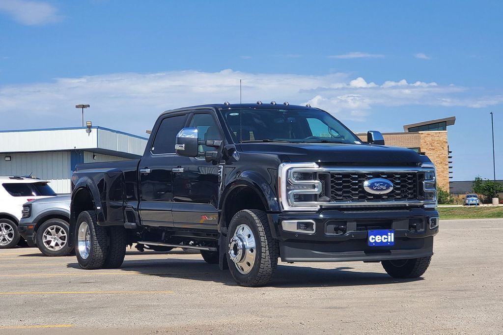 2026 Ford F-450SD Platinum