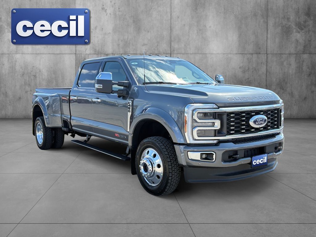 2026 Ford F-450SD Platinum