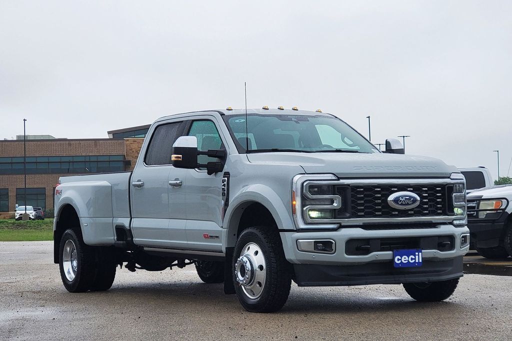 2026 Ford F-450SD Platinum