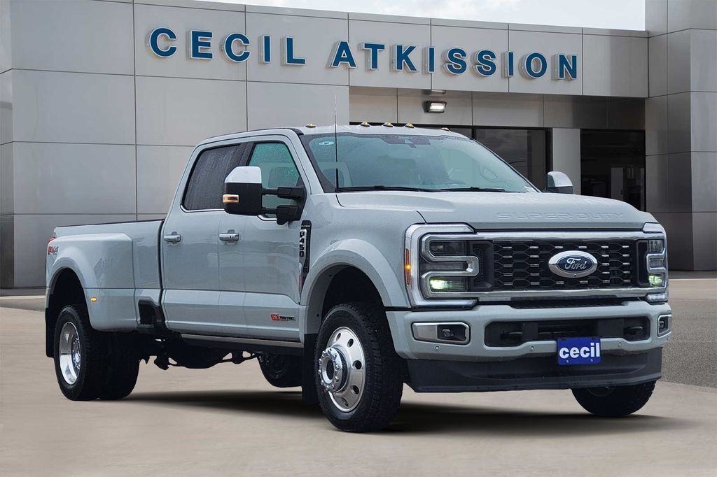 2026 Ford F-450SD Platinum