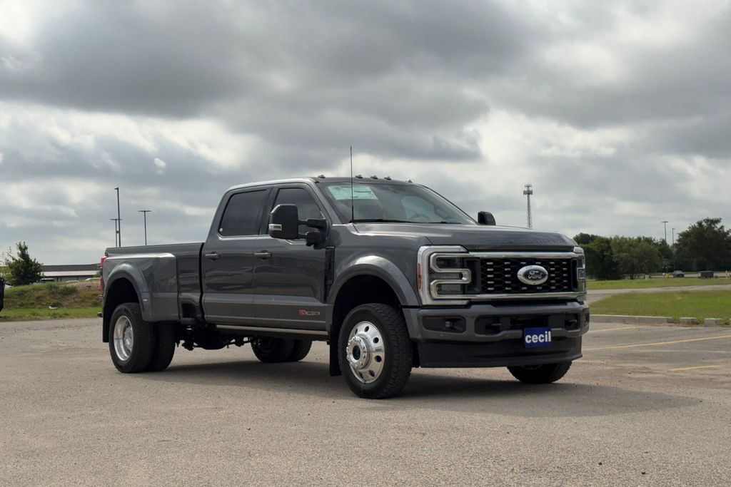 2026 Ford F-450SD Platinum