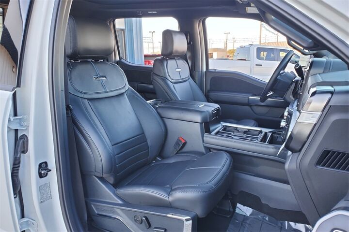 2026 Ford F-450SD Platinum TX 2026 Ford F-450SD Platinum TX