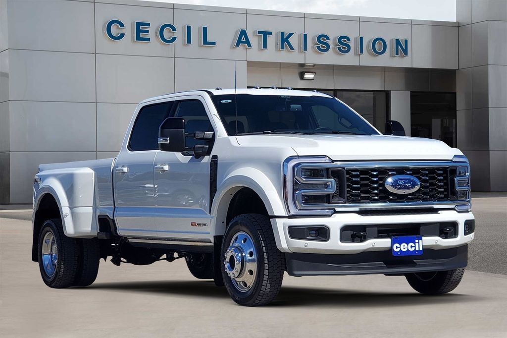 2026 Ford F-450SD Platinum