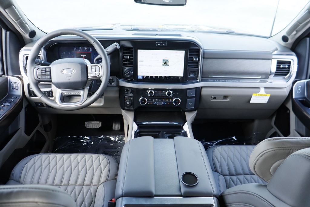 2026 Ford F-450SD Platinum Hondo TX