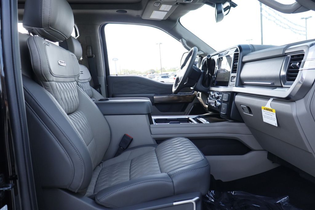 2026 Ford F-450SD Platinum Hondo TX