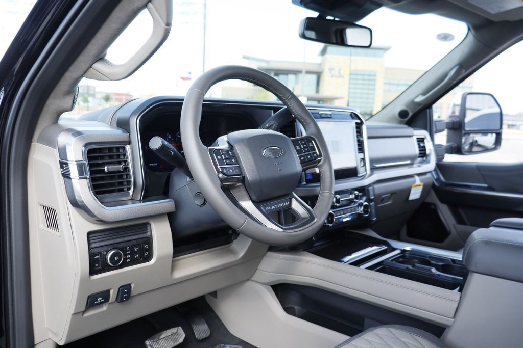 2026 Ford F-450SD Platinum Hondo TX