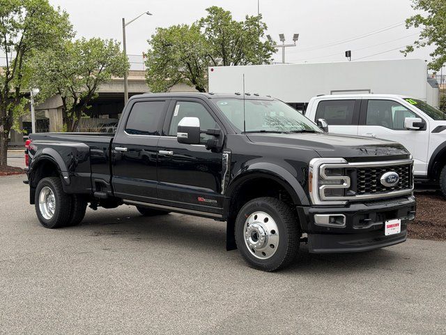 2026 Ford F-450SD Platinum