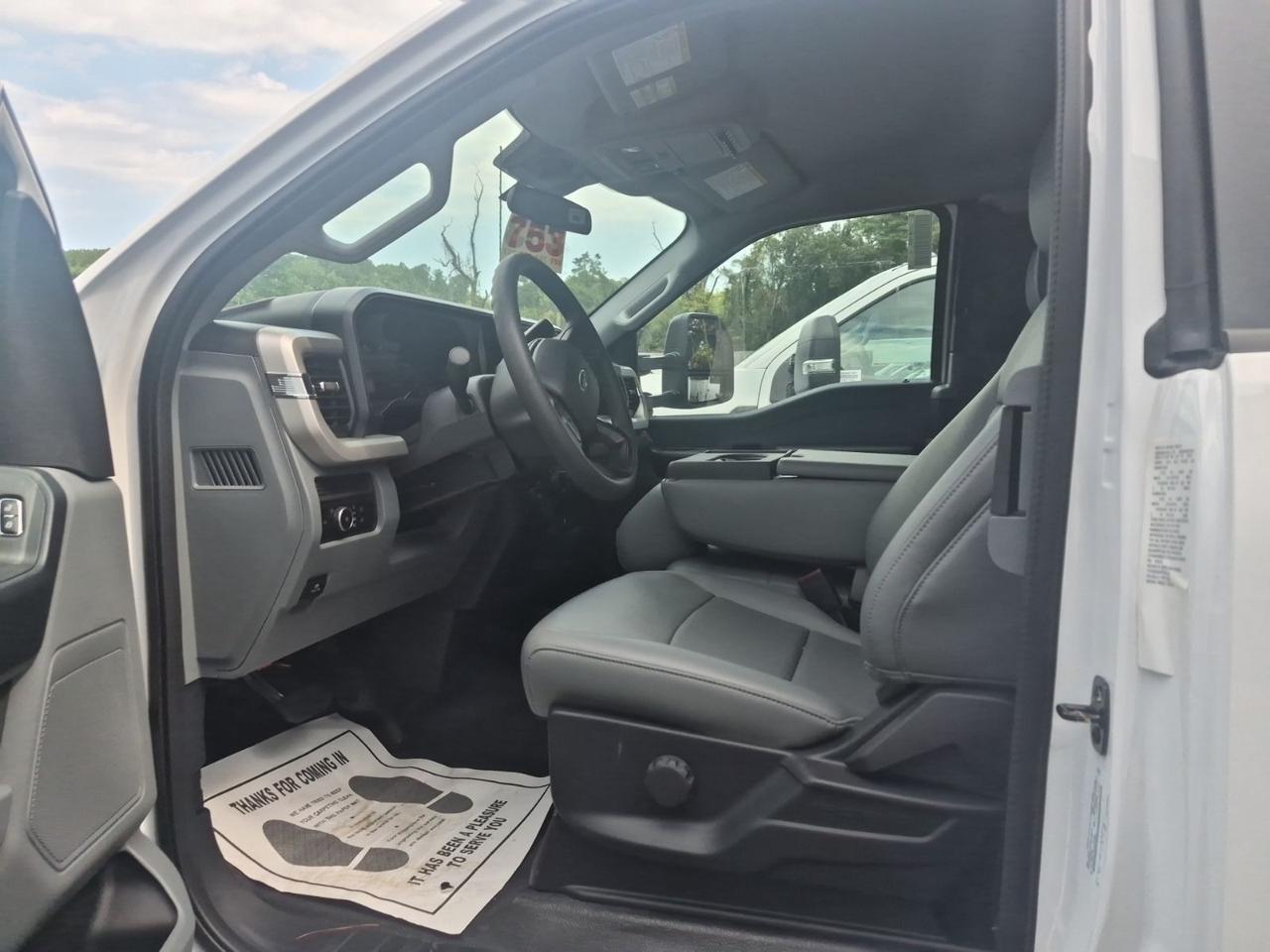 2026 Ford F-450SD XL SERVICE BODY Warrenton VA