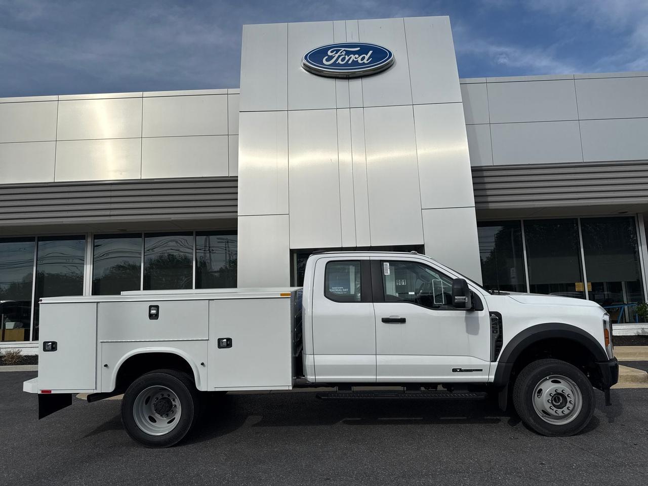 2026 Ford F-450SD XL