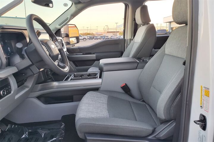 2026 Ford F-450SD XLT TX 2026 Ford F-450SD XLT TX