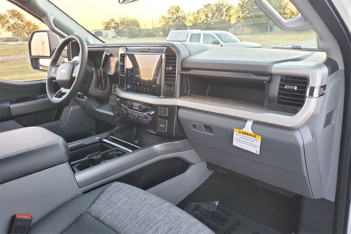 2026 Ford F-450SD XLT TX 2026 Ford F-450SD XLT TX