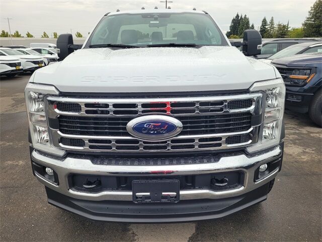 2026 Ford F-550SD XL