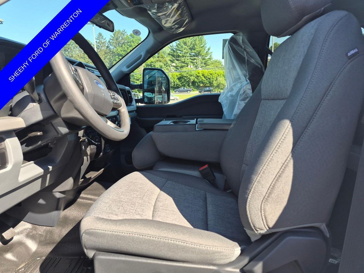 2026 Ford F-550SD XL SERVICE BODY Warrenton VA