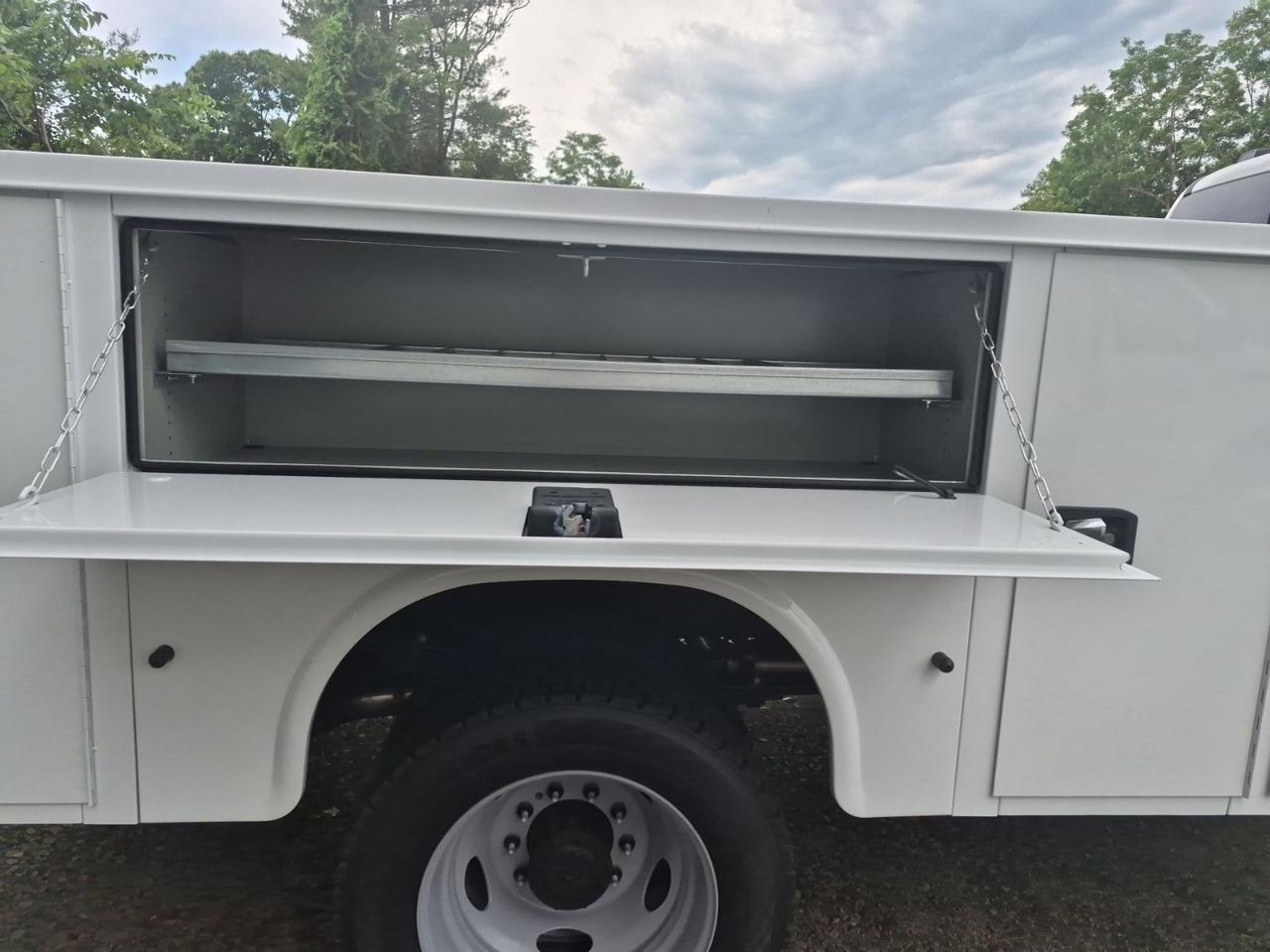 2026 Ford F-550SD XL SERVICE BODY Warrenton VA