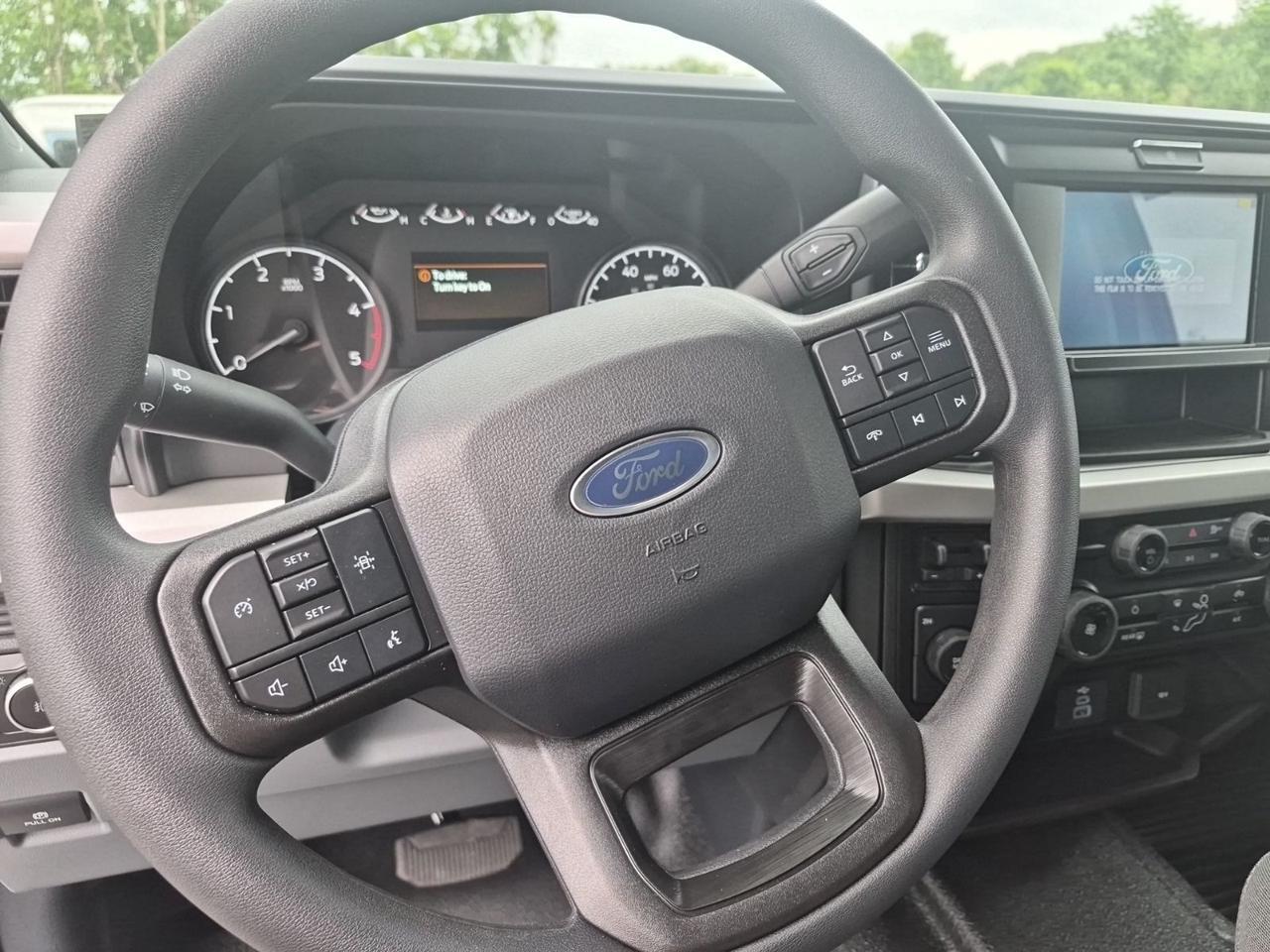 2026 Ford F-550SD XL SERVICE BODY Warrenton VA