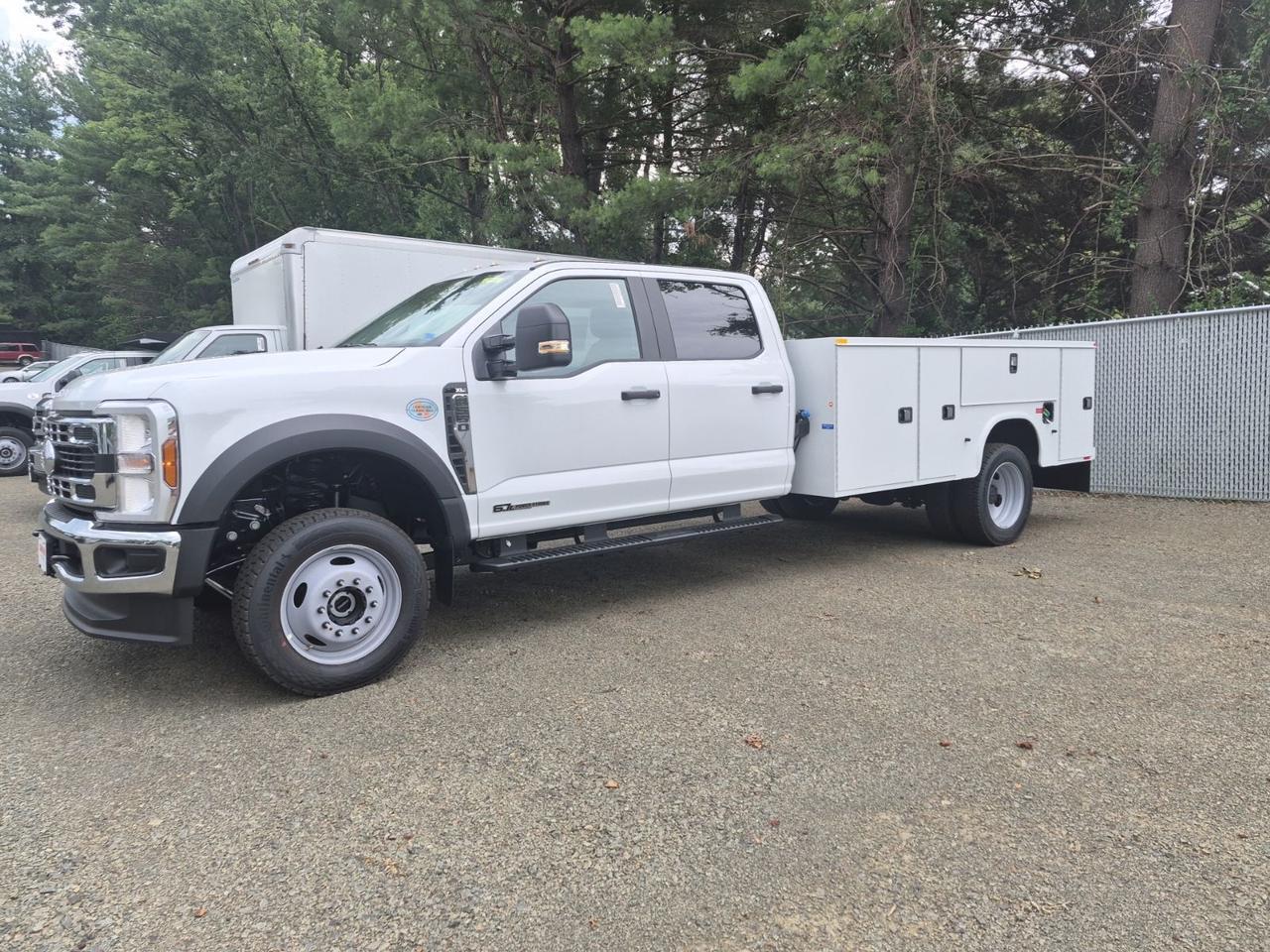 2026 Ford F-550SD XL SERVICE BODY