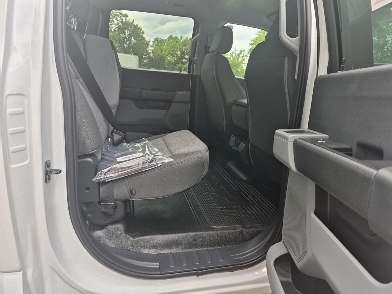 2026 Ford F-550SD XL SERVICE BODY Warrenton VA