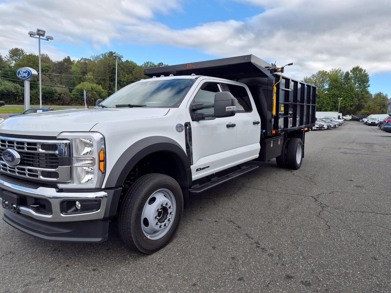 2026 Ford F-550SD XL
