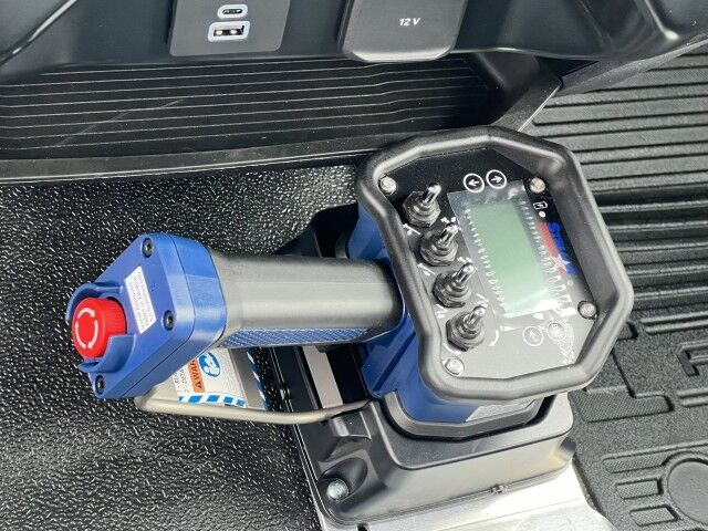 2026 Ford F-600XL Mechanic Service Truck with Stellar 8630 Telescopic Crane and A30GBW Enpak Homestead FL